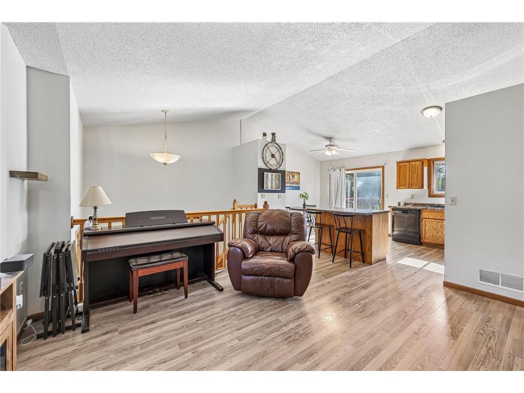 40042 Harvester Avenue North Branch MN 55056 7097670 image17
