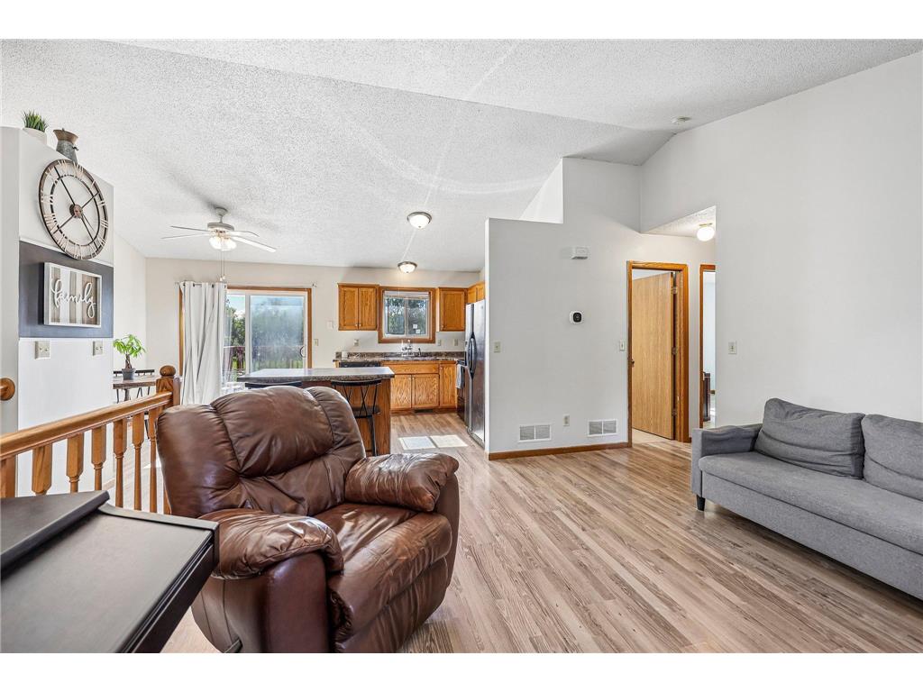 40042 Harvester Avenue North Branch MN 55056 7097670 image21
