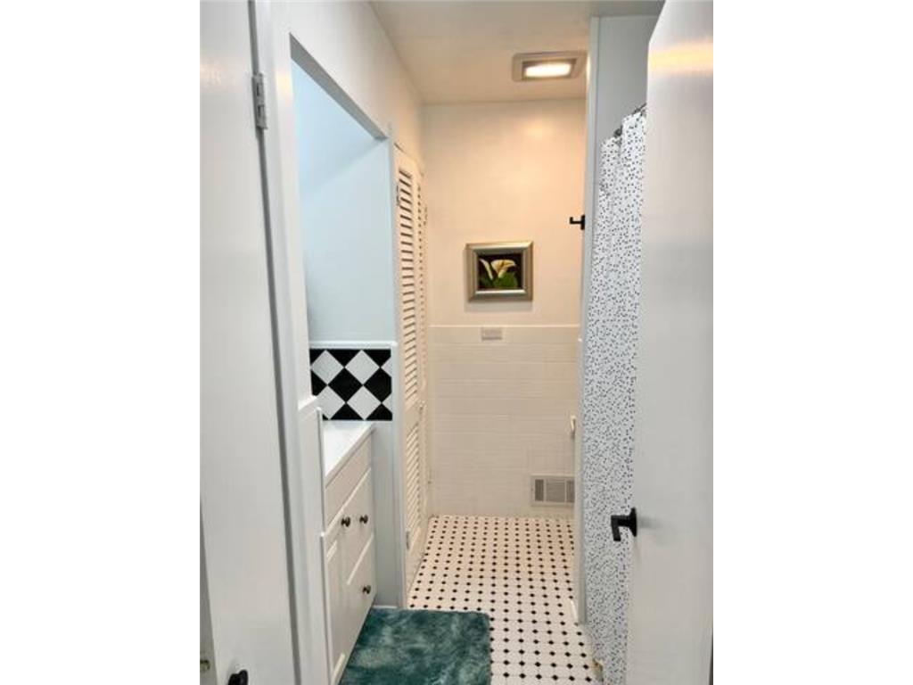 4005 W 44th Street #A Edina MN 55424 6817454 image17