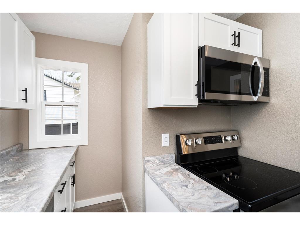 4005 W 9th Street Duluth MN 55807 7070923 image18