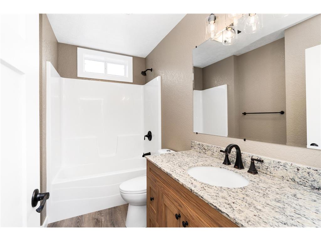 4005 W 9th Street Duluth MN 55807 7070923 image20