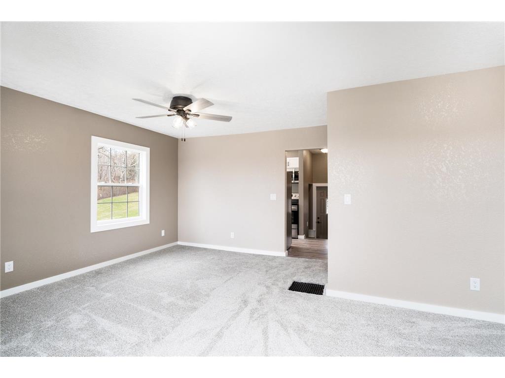 4005 W 9th Street Duluth MN 55807 7070923 image7