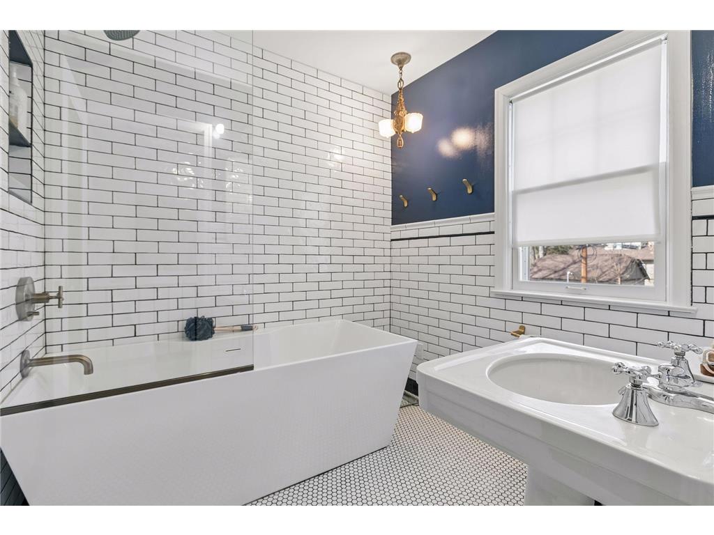 4005 Washburn Avenue N Minneapolis MN 55412 7033936 image17