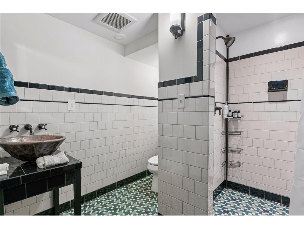 4005 Washburn Avenue N Minneapolis MN 55412 7033936 image27