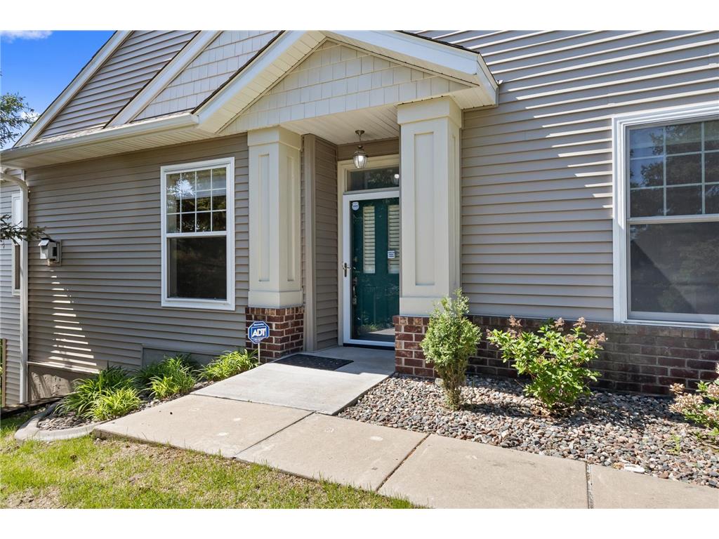 4006 Lawndale Lane N Plymouth MN 55446 6656660 image1