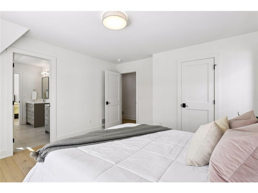 4006 Sunnyside Road Edina MN 55424 7027913 image32