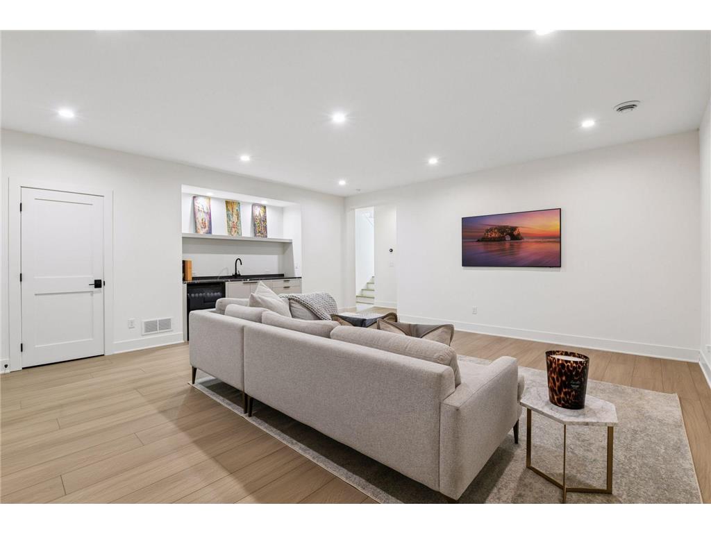 4006 Sunnyside Road Edina MN 55424 7027913 image35