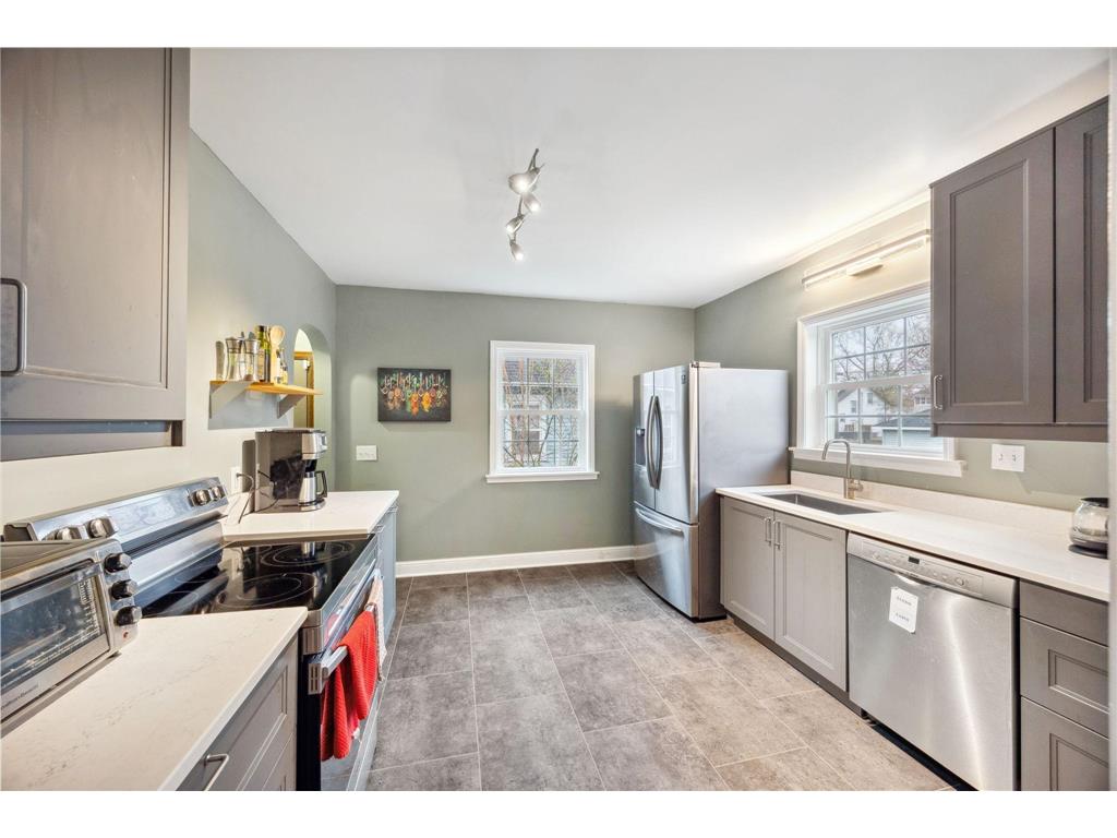 4007 Dupont Avenue N Minneapolis MN 55412 6710434 image1