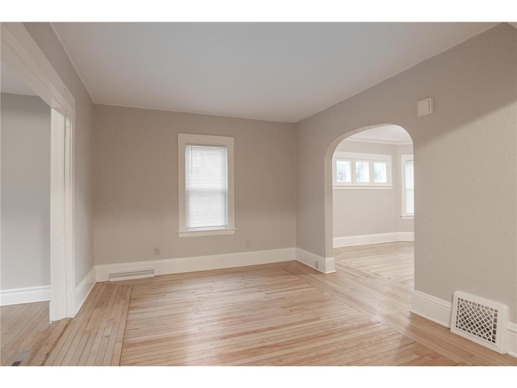 4007 Girard Avenue N Minneapolis MN 55412 6826622 image10