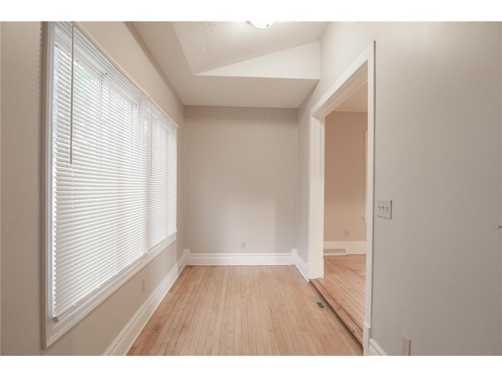 4007 Girard Avenue N Minneapolis MN 55412 6826622 image11