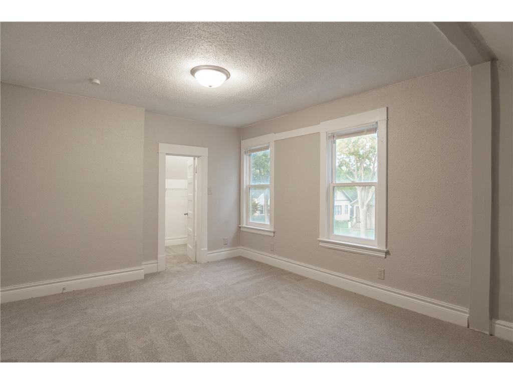 4007 Girard Avenue N Minneapolis MN 55412 6826622 image15