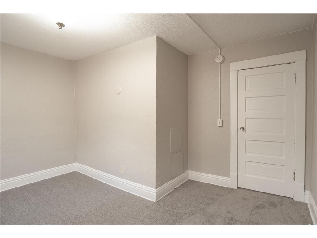 4007 Girard Avenue N Minneapolis MN 55412 6826622 image17