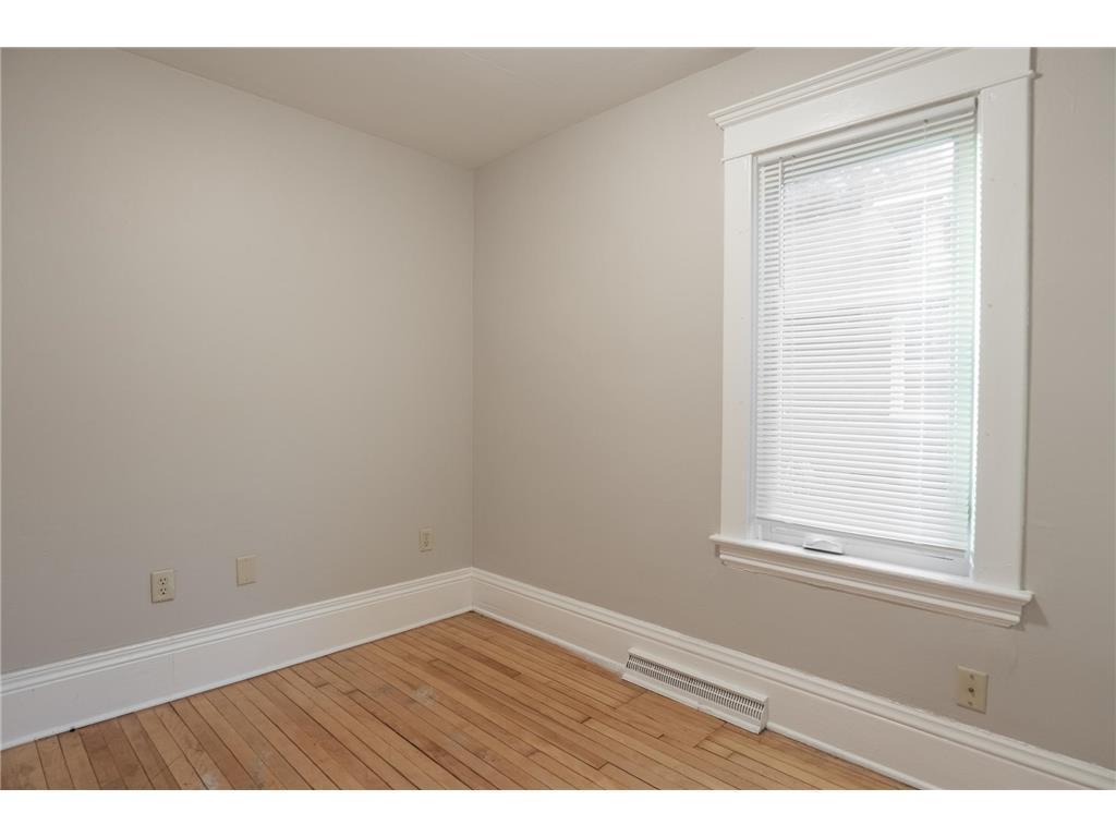 4007 Girard Avenue N Minneapolis MN 55412 6826622 image19