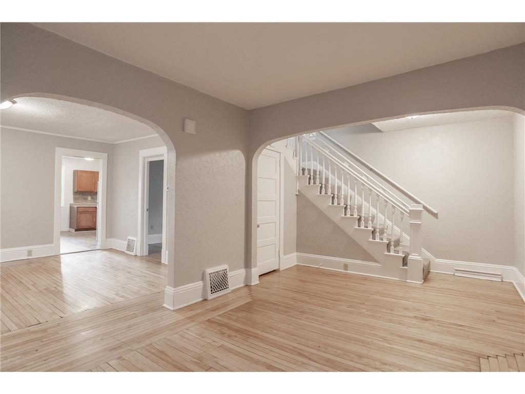 4007 Girard Avenue N Minneapolis MN 55412 6826622 image2