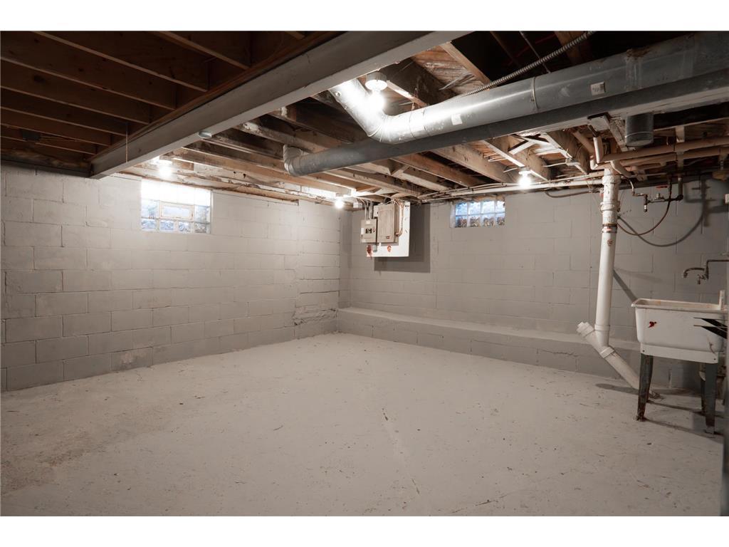 4007 Girard Avenue N Minneapolis MN 55412 6826622 image22