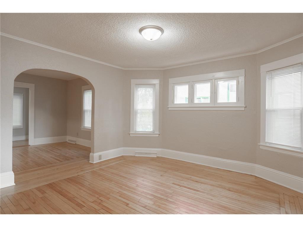 4007 Girard Avenue N Minneapolis MN 55412 6826622 image9