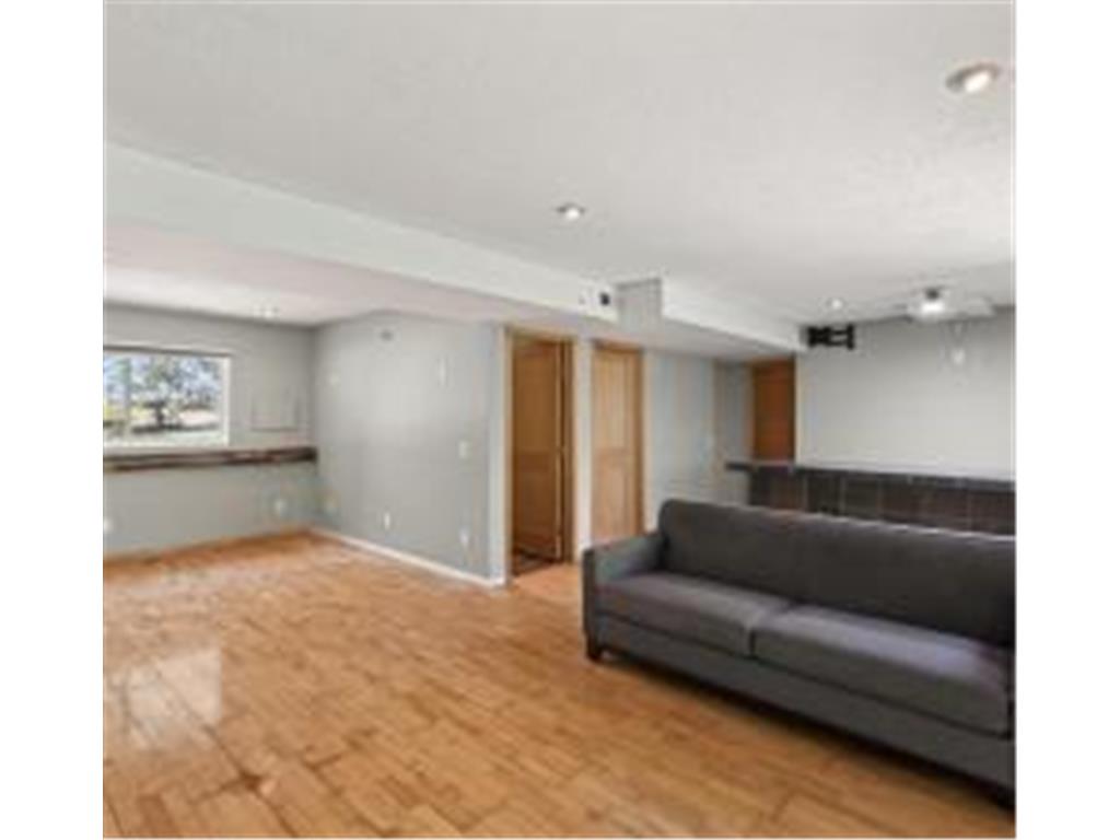 4008 Pennsylvania Avenue Eagan MN 55123 7104500 image17