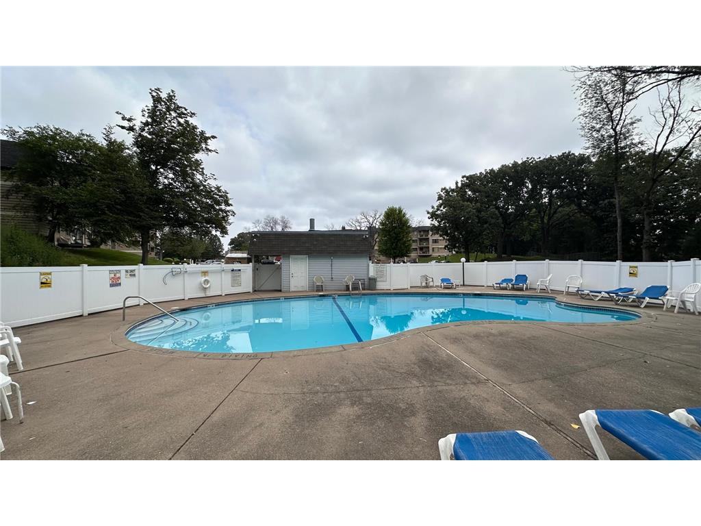 4009 Heritage Hills Drive #108 Bloomington MN 55437 6816022 image23