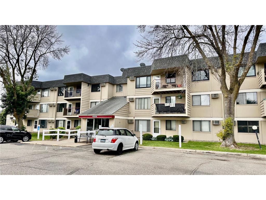 4009 Heritage Hills Drive #108 Bloomington MN 55437 6816022 image29