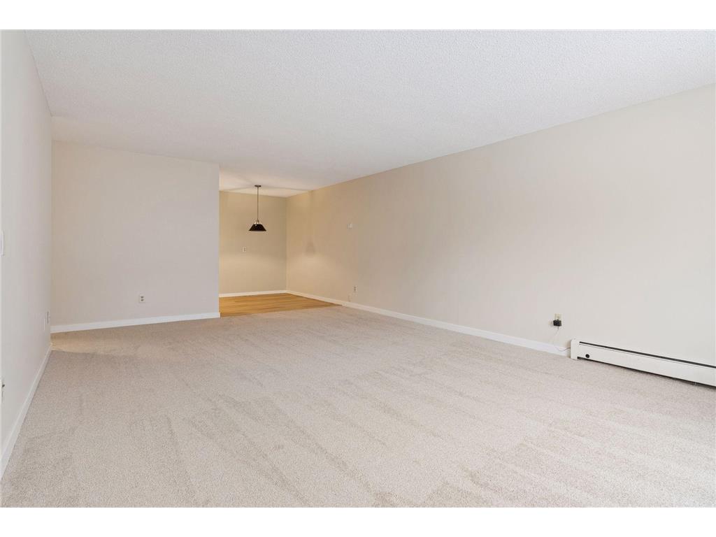 4009 Heritage Hills Drive #202 Bloomington MN 55437 6825925 image11