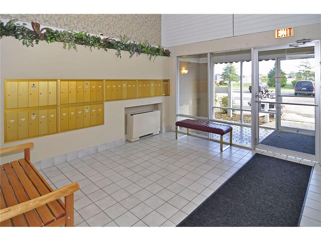 4009 Heritage Hills Drive #202 Bloomington MN 55437 6825925 image24
