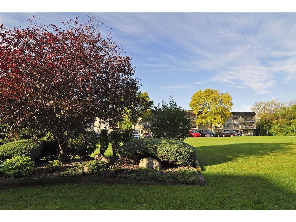 4009 Heritage Hills Drive #202 Bloomington MN 55437 6825925 image29