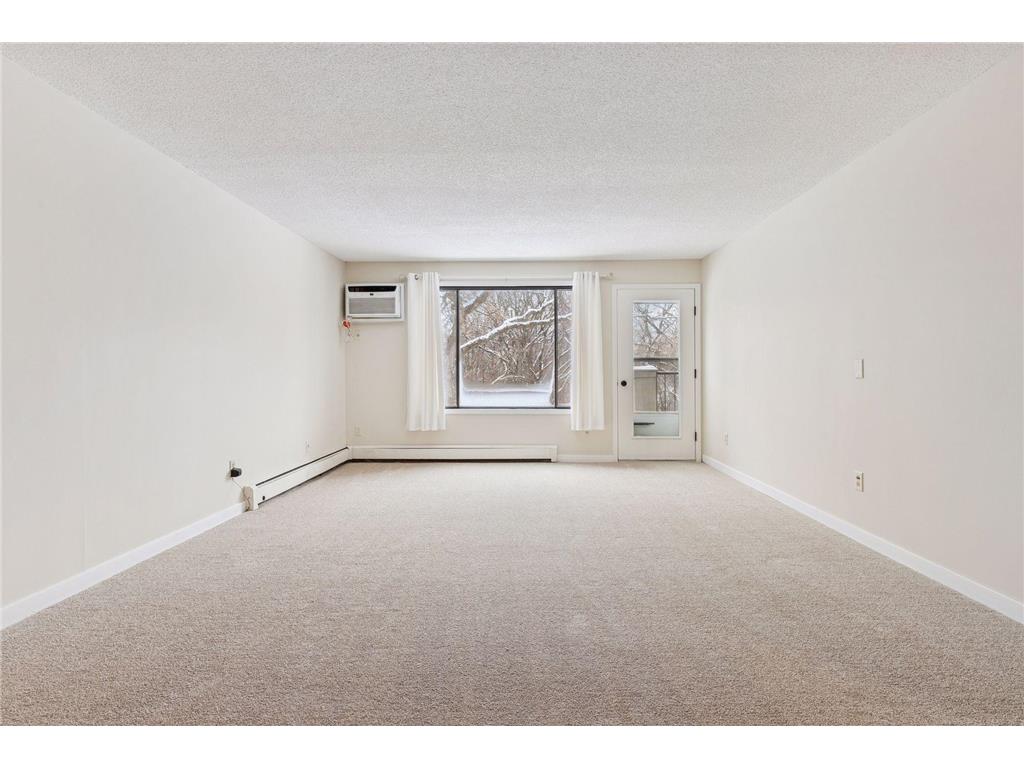 4009 Heritage Hills Drive #202 Bloomington MN 55437 6825925 image8