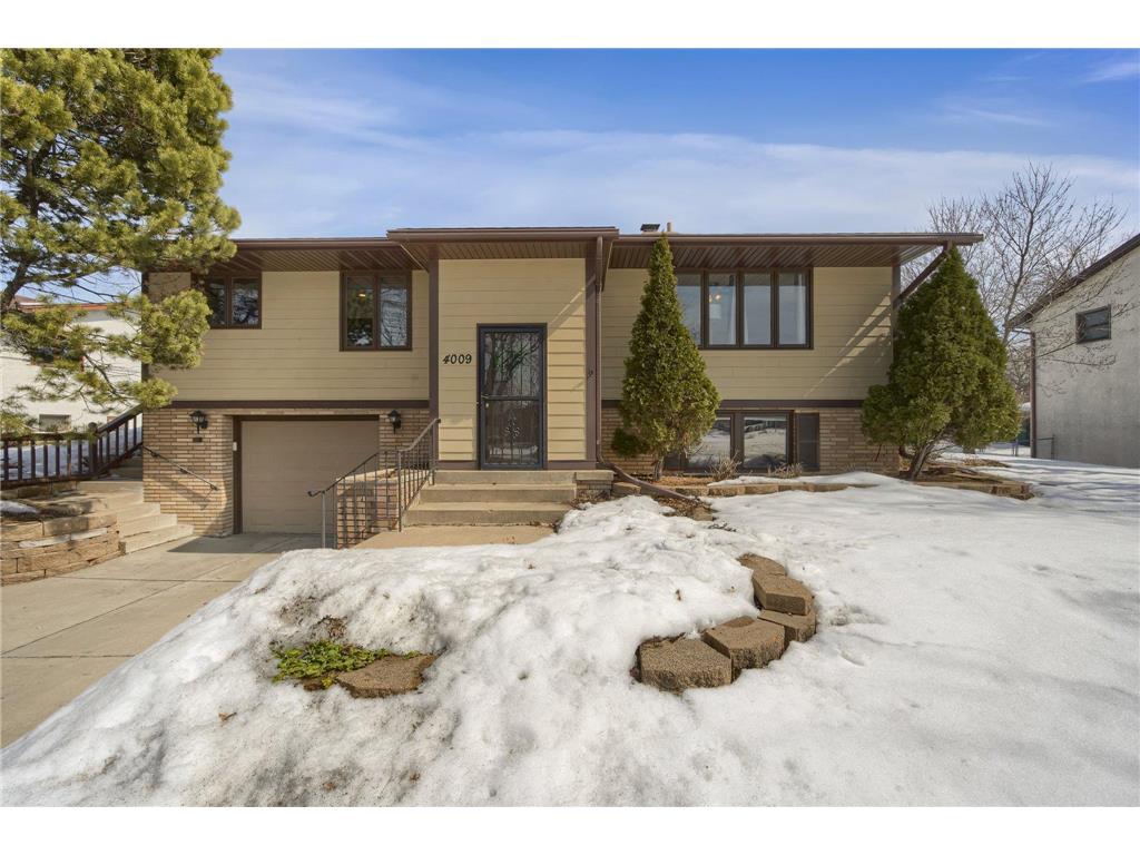 4009 Shamrock Drive NE Saint Anthony MN 55421 6340126 image1