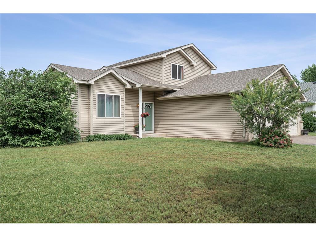 401 12th Avenue NW Isanti MN 55040 6550502 image1