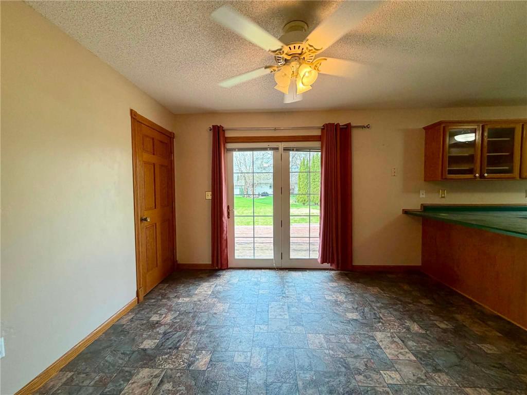 401 17th Street W Glencoe MN 55336 7064016 image10
