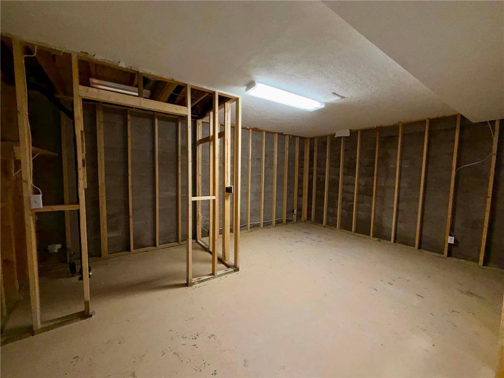 401 17th Street W Glencoe MN 55336 7064016 image21