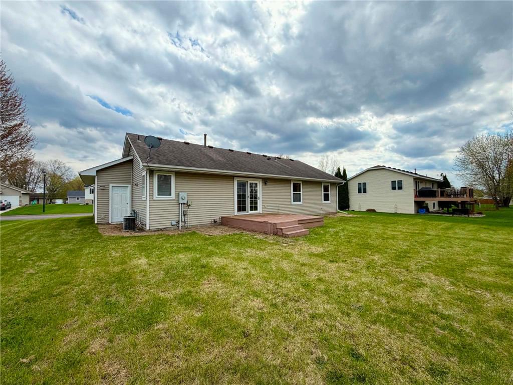401 17th Street W Glencoe MN 55336 7064016 image3