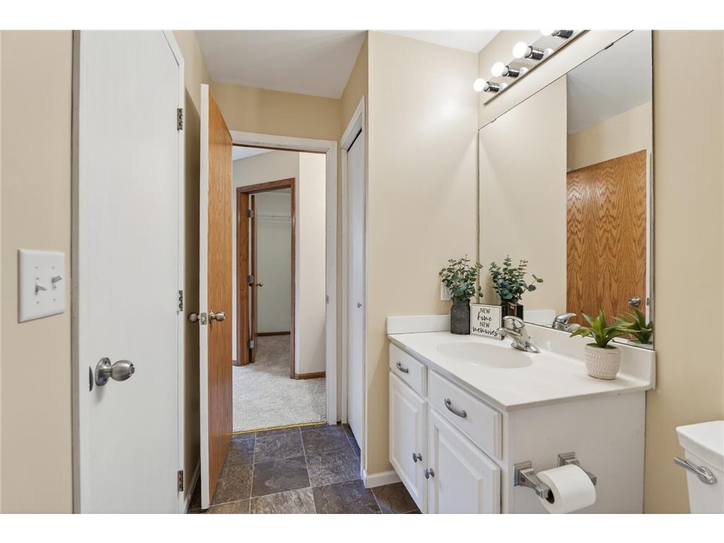 401 19th Place SE Cambridge MN 55008 6779787 image23