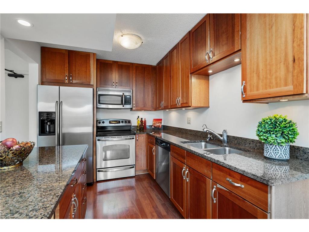 401 1ST Street S #117 Minneapolis MN 55401 - Mississippi 7086643 image8