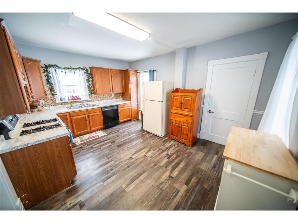 401 1st Street Fountain MN 55935 6825149 image11