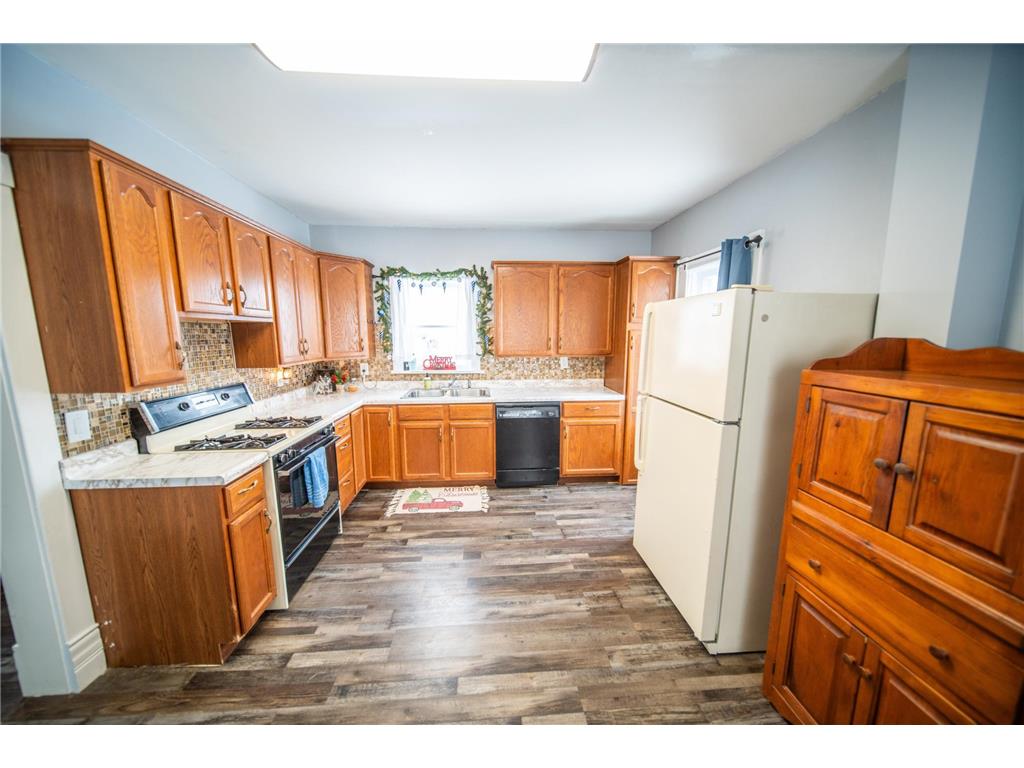 401 1st Street Fountain MN 55935 6825149 image12