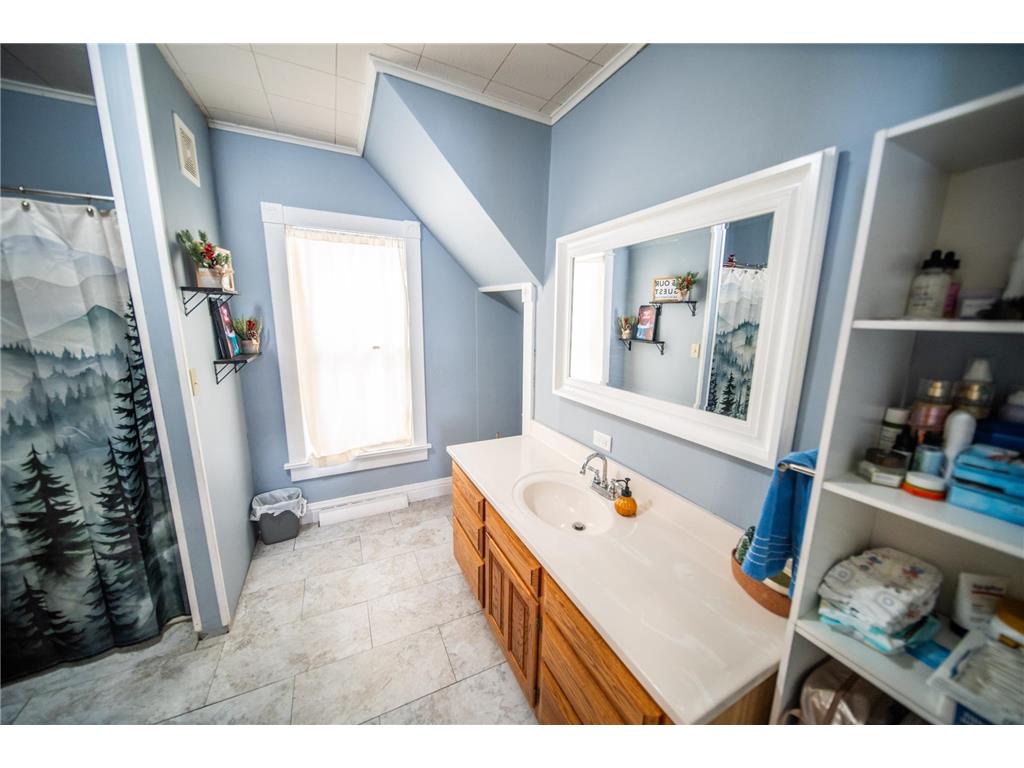 401 1st Street Fountain MN 55935 6825149 image14