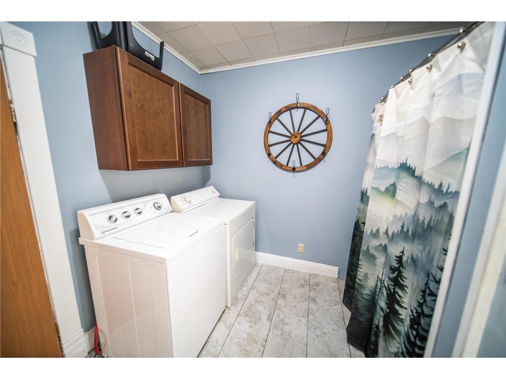 401 1st Street Fountain MN 55935 6825149 image15