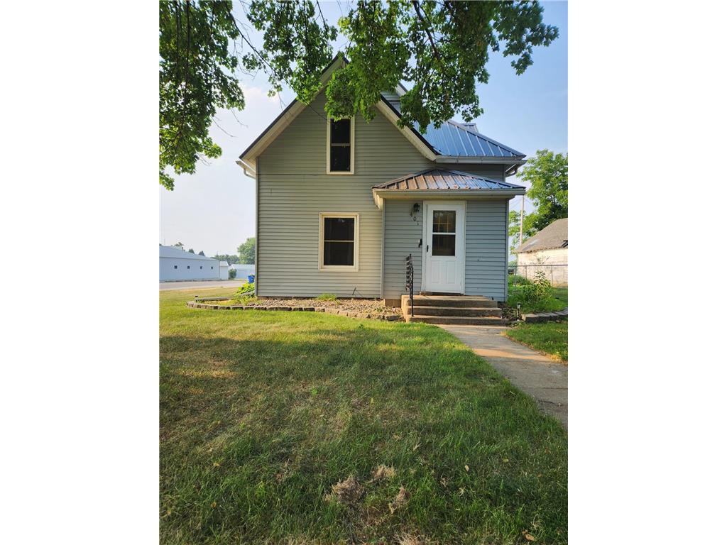 401 1st Street Fountain Twp MN 55935 6393453 image1