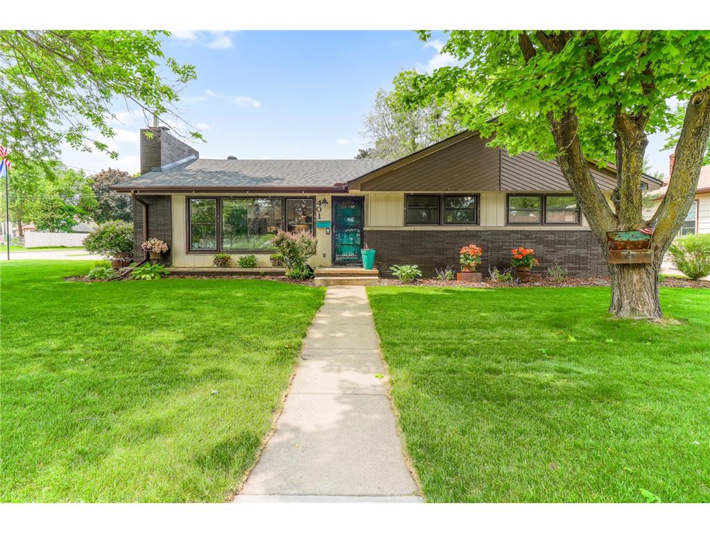 401 2nd Avenue NE Osseo MN 55369 6722598 image1