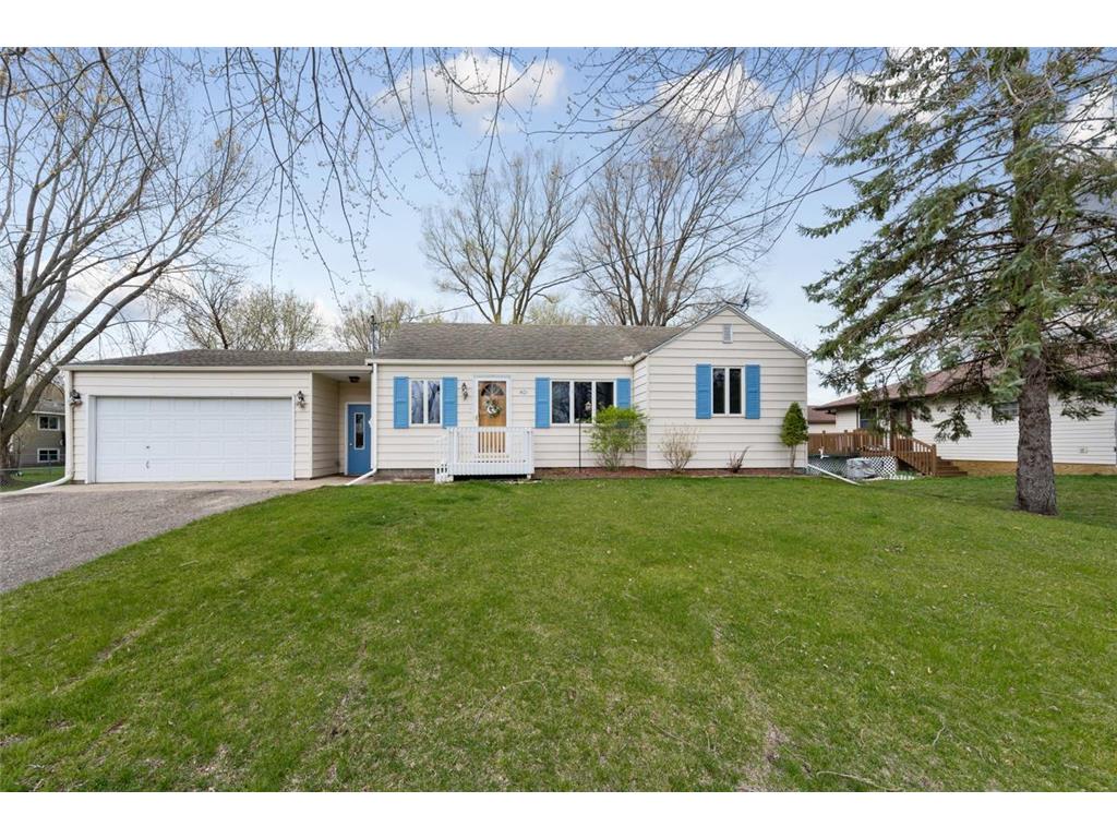 401 2nd Street SW Morristown MN 55052 6525392 image1