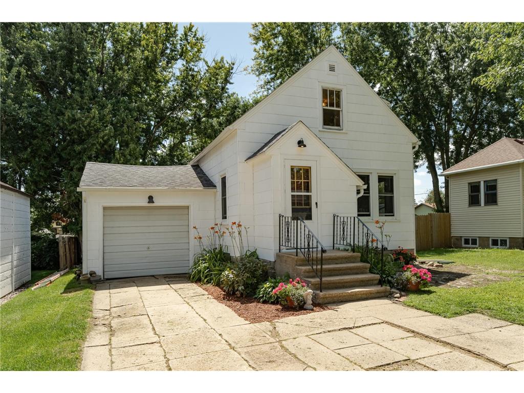 401 4th Street SW Pine Island MN 55963 6583155 image1