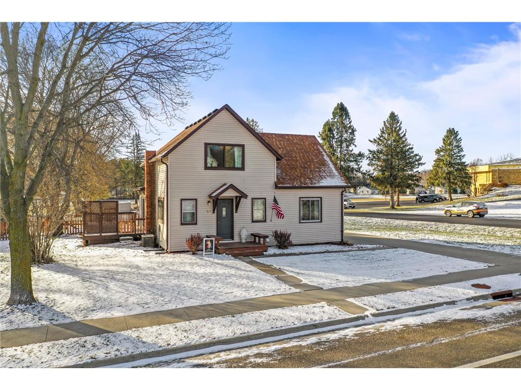 401 5th Street SW Pine Island MN 55963 6464317 image1