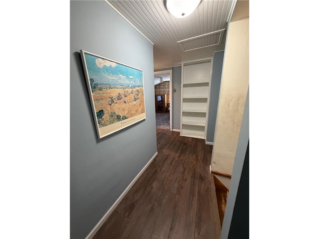 401 Center Street E Roseau MN 56751 7034447 image17