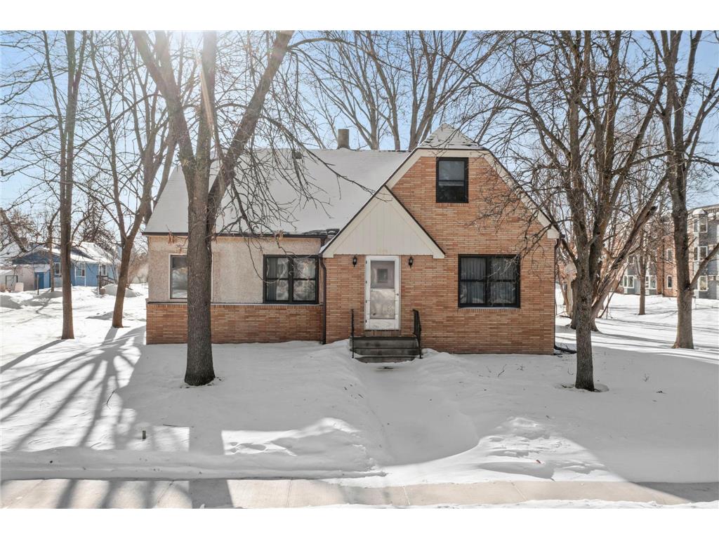 401 Central Drive W Braham MN 55006 6780138 image1