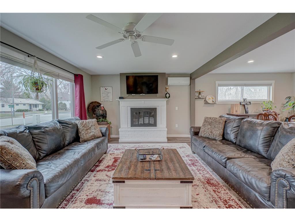 401 E 1st Street New Richmond WI 54017 6738176 image1