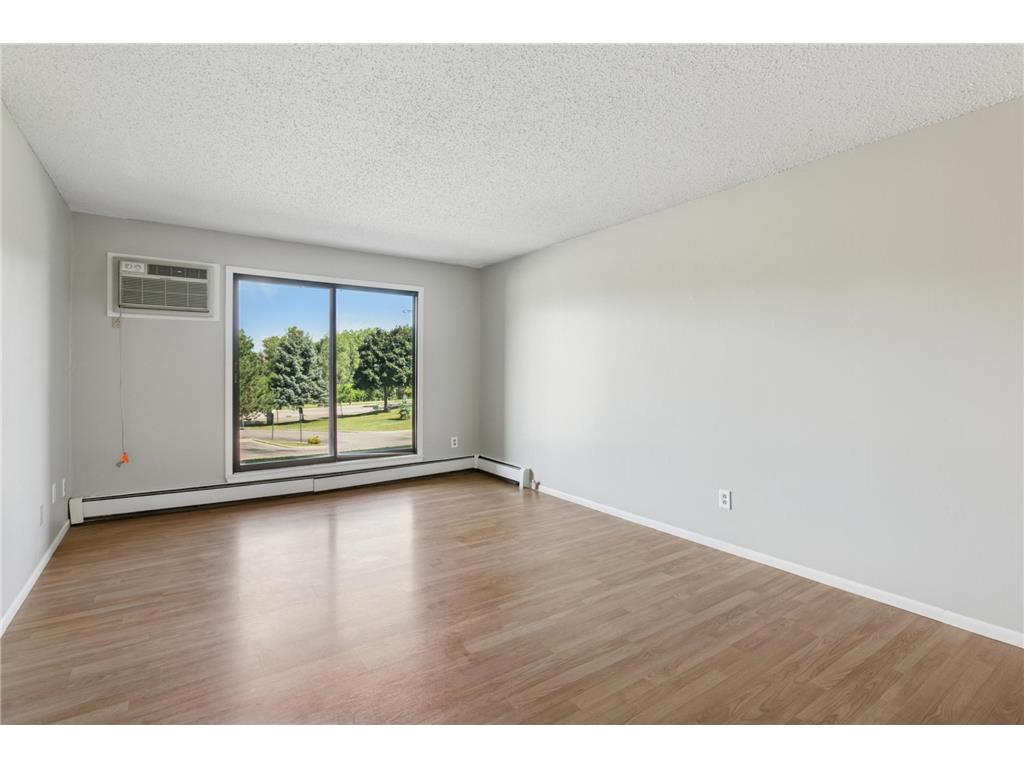 401 E Burnsville Parkway #106 Burnsville MN 55337 6786879 image13