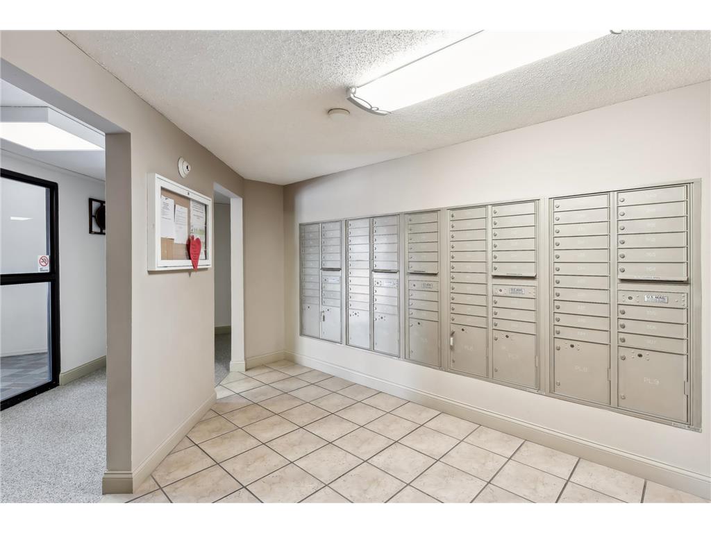 401 E Burnsville Parkway #106 Burnsville MN 55337 6786879 image27