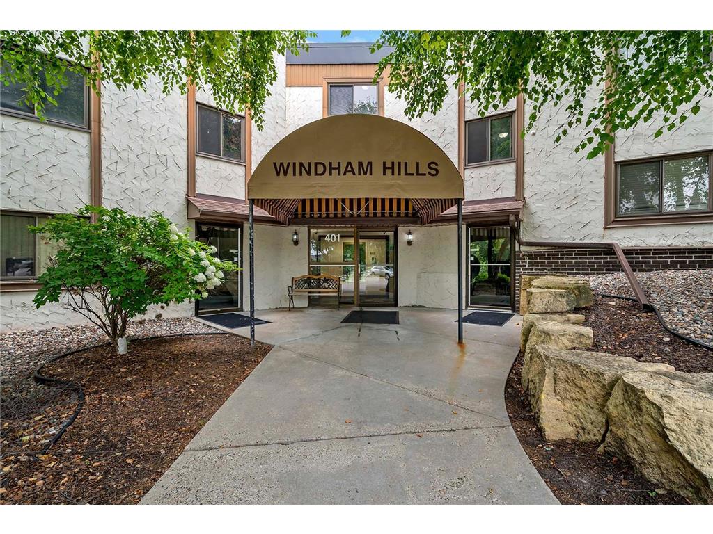 401 E Burnsville Parkway #111 Burnsville MN 55337 6771541 image1