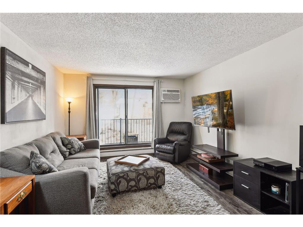 401 E Burnsville Parkway #329 Burnsville MN 55337 6491207 image1